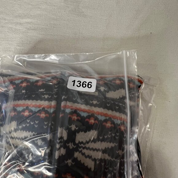 Soho Girls Hooded Full-Zip Fleece Jacket Small Colorful Snowflake Pattern Warm - Picture 13 of 13